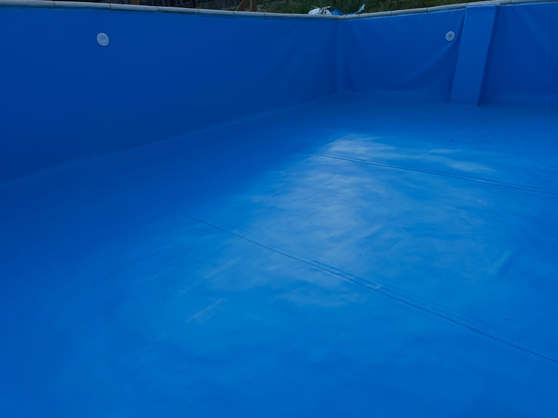 Liner albastru